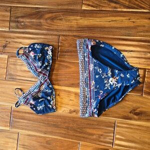 2 piece swimsuit med/dd blue floral